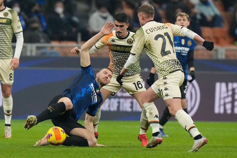 Nhận định soi kèo Inter Milan vs Venezia lúc 03h00 ngày 04/12/2025